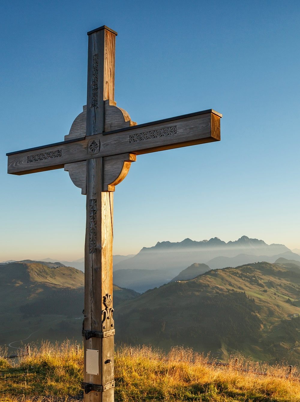 Gipfelkreuz in Saalbach width=