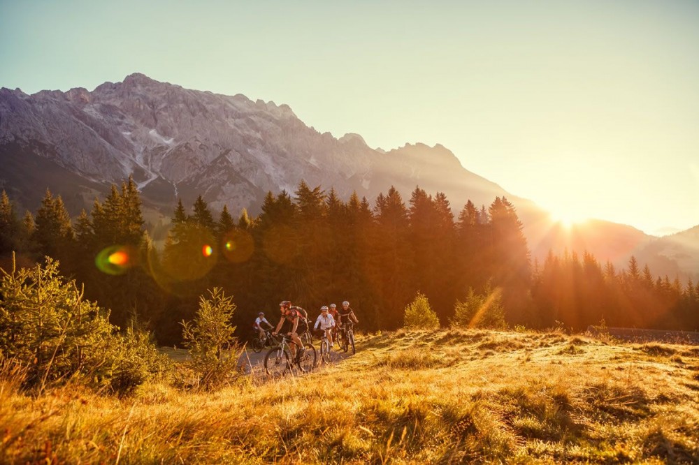 Mountainbike Tour in Saalbach vor herrlicher Kulisse